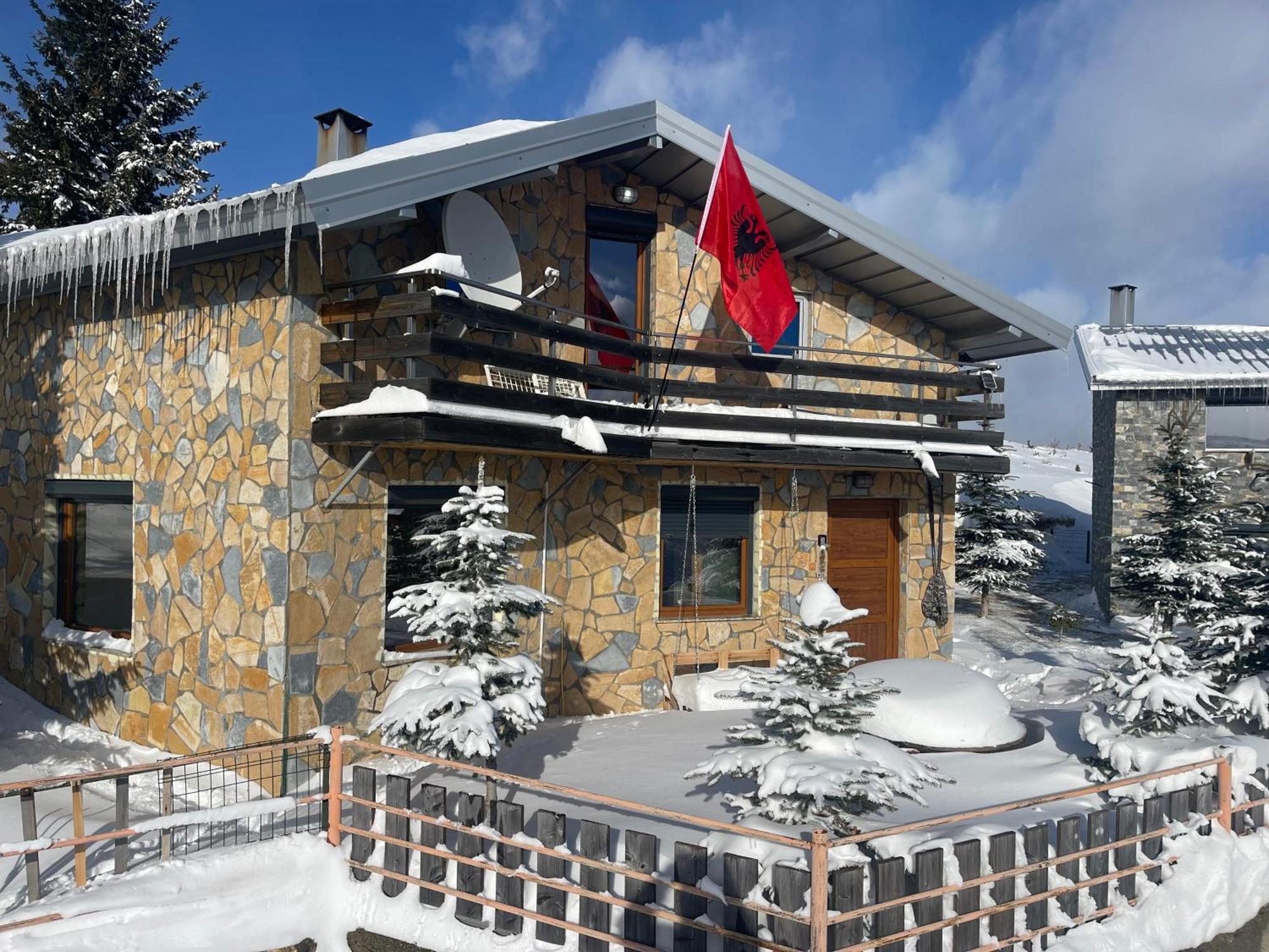 Villa 80 Kodra E Diellit Tetovo Kültér fotó